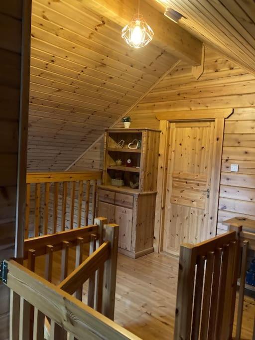 Red Squirrel Log Cabin With Hot Tub Keith Zewnętrze zdjęcie