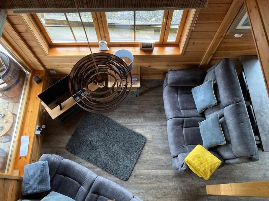 Red Squirrel Log Cabin With Hot Tub Keith Zewnętrze zdjęcie